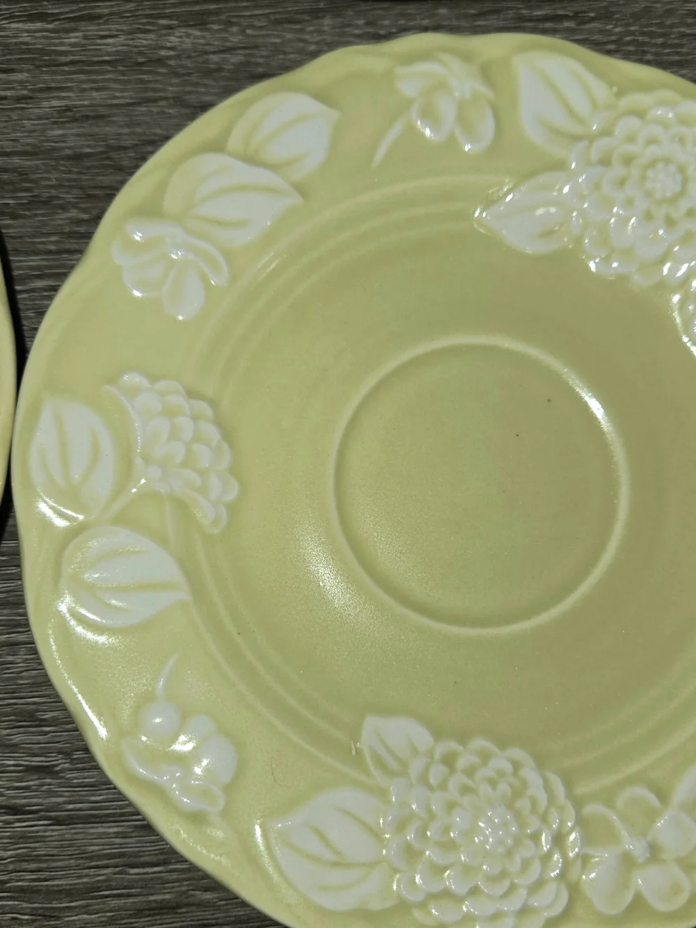 Set of 4 Metlox Pottery Poppy Trail Flora Lace Saucers 6